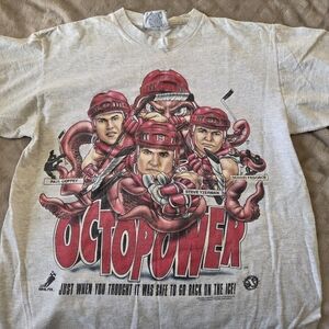 Detroit Red Wing Octopower Vintage Tshirt